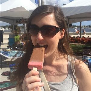 Meet your Posher, Jessica